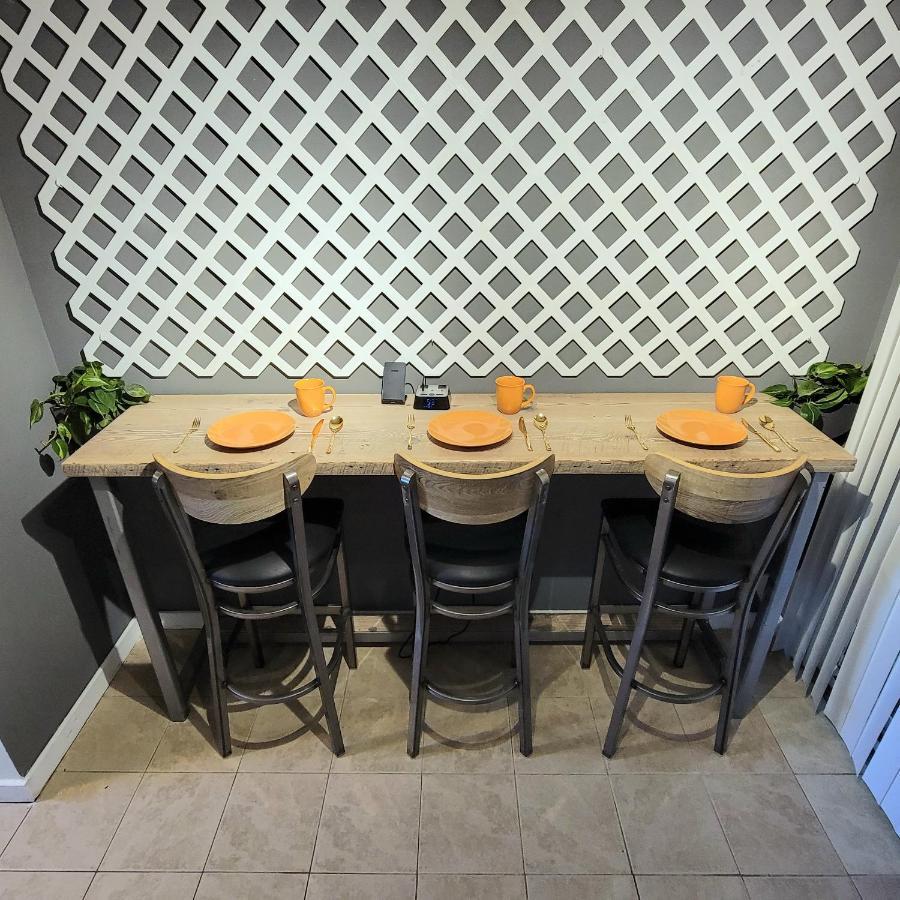Hi-Tek-Duplex A-Two 75In 4K Led Villa Charleston Exterior foto